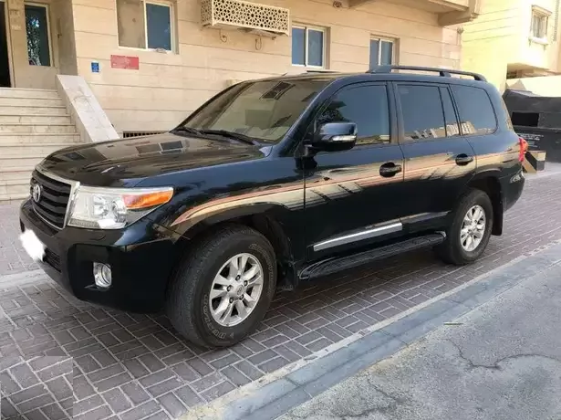 Gebraucht Toyota Land Cruiser Zu verkaufen in Al Sadd , Doha #7368 - 1  image 
